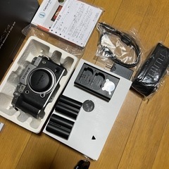 Fujifilm X-T4 ボディーシルバー