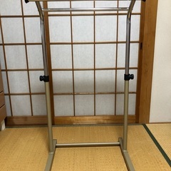 ハンガーラック