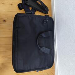 TUMI ビジネスバックの画像