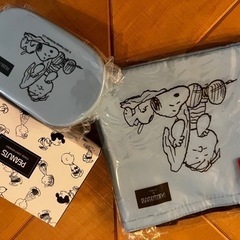 スヌーピー　お弁当箱セット　保冷バック付き