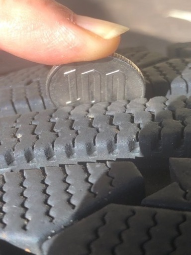 AQUA用のスタッドレスタイヤ175.65R15