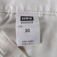 EDWIN 白の画像
