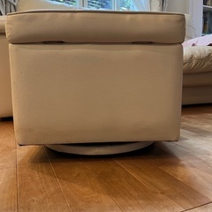収納付き　オットマン　スツール　イスの画像