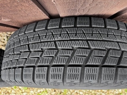 スタッドレスタイヤ4本185/60R15