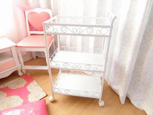 [ありがとうございました］姫系家具♡まとめ買い大歓迎♡　移動キャスタータイヤ付　白ワゴン　プリンセス　　インテリア