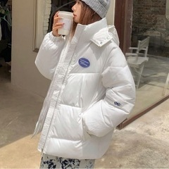 【新品】レディース ダウンジャケット ショート丈 冬 防寒 厚い ゆったり 韓国風 ダウンコート 中綿 保温 大きいサイズ アウトドア 着痩せ カジュアル ワンポイント フード付き アウターの画像