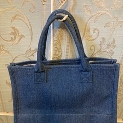 バッグ　ハンドバッグ　2WAY カバン　ディズニー　アリエルの画像