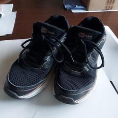 ATHREAM　ブラック　24cm