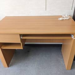 060【中古品】パソコンデスク 電源コンセント付き ナチュラルウ...