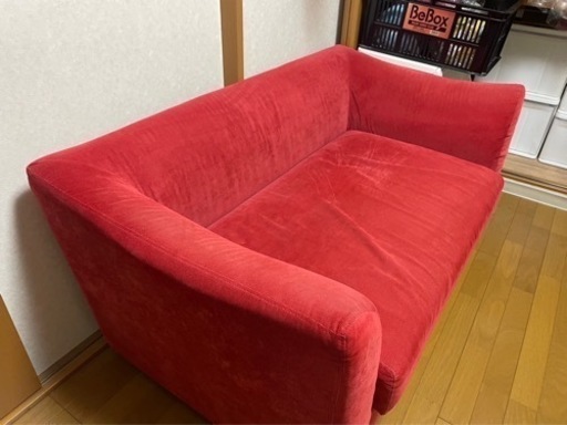 Francfrancの赤ソファー　2人掛け