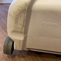 お値下げ　クーラーボックス　キャリー　イグルーの画像