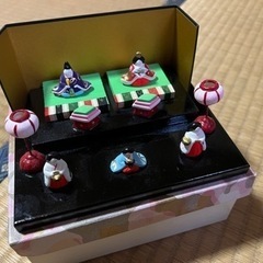 無料　小さな雛人形