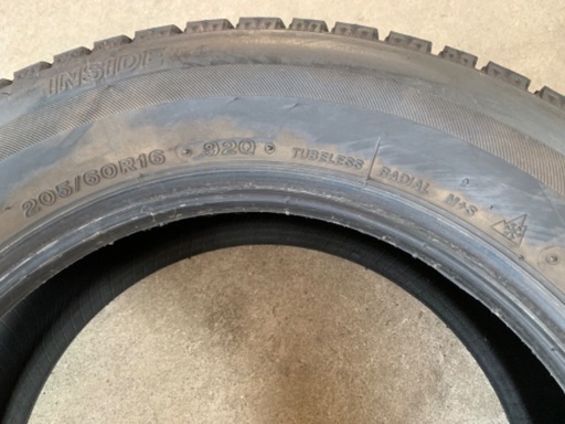 スタッドレス　タイヤ　ブリヂストン　4本セット