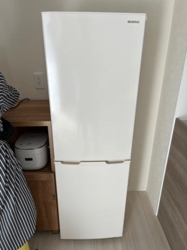 アイリスオーヤマ　冷蔵庫　超美品　1ヶ月のみ使用
