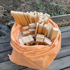 廃材、薪、焚きつけに