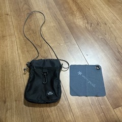 メガネ　ショルダーバック