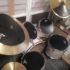 ドラム楽器の画像