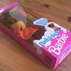 アメリカ製 1990年代MATTELマテル製『Bath Magic Barbie』 バービー人形★ 珍しい黒人タイプ 未開封◎状態は概ね良好◆の画像