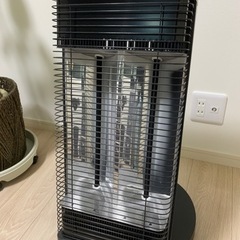 【美品】遠赤外線暖房機セラムヒートDAIKIN ERFT11WS-H(2019年製)