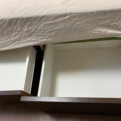 ニトリ　収納つきベッドフレームセミダブルの画像