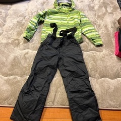 【スノーボード、キッズウェア上下セット】
