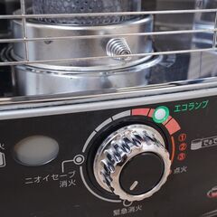 トヨトミストーブ　RC-D36C　石油タンク4㍑スペア付きの画像