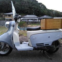 ラビット 風 ！！　実動  50cc インジェクションスクーター！  フットプレーキ付き！！キックスタート仕様！！の画像