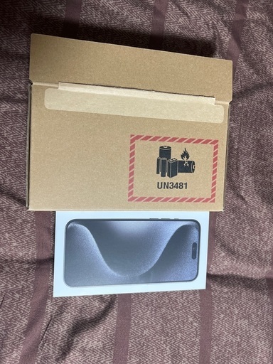 [現金手渡しのみ] 新品未開封　iPhone 15 Pro Max ブラックチタニウム 256 GB