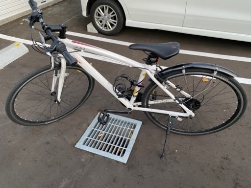 クロスバイク　マセラティ　440mm 21段変速