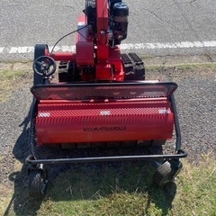 ハンマーナイフ草刈り機の画像