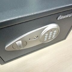テンキー式パーソナルセキュリティ保管庫 金庫 Sentry Safe X055 中古 苫小牧西店の画像