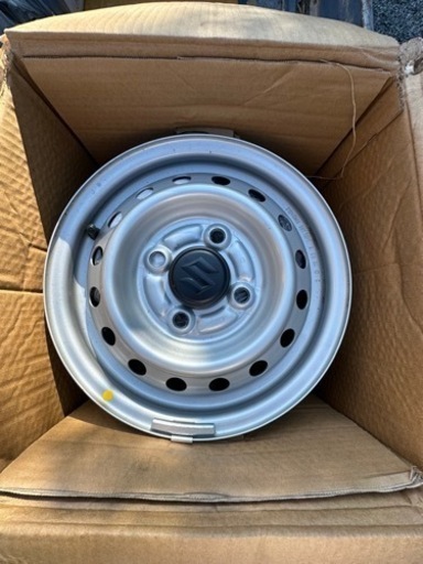 スズキ　純正ホイール　未使用