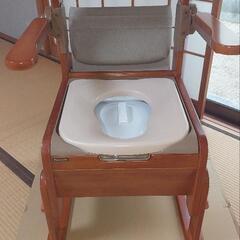 椅子型ポータブルトイレ