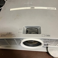 三菱　プロジェクターとスクリーン　取りに来られる方