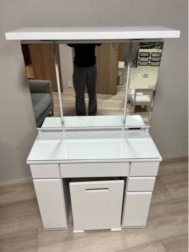 ドレッサー