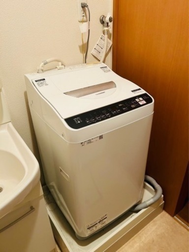 シャープ洗濯機5.5キロ　2年使用（引き渡し先確定）
