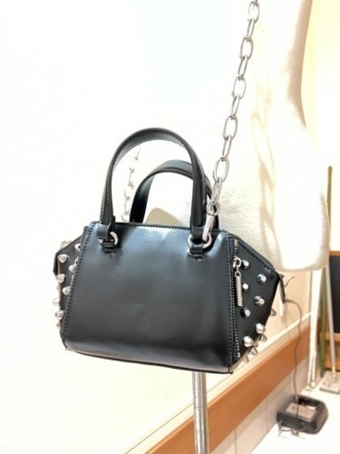 ZARA スタッズミニショルダーバッグ
