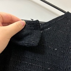透かし編みトップスの画像