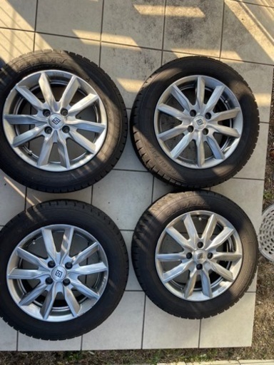 アクア用スタッドレスタイヤ