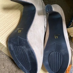 ベージュのヒール　ＬＬサイズの画像