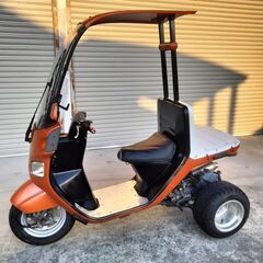 ホンダのジャイロキャノピー、極太ワイド仕様。の画像