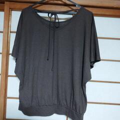 トップス   Tシャツの画像