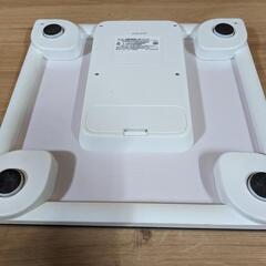 ■　体重計、ヘルスメーター、体重体組成計、オムロン、山梨県甲斐市の画像
