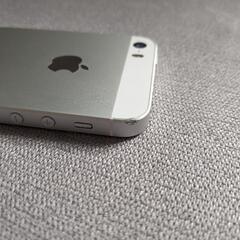 iPhone SE 第一世代 シルバー 128Gの画像