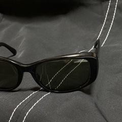 美品　レイバンサングラス　レア　黒　レンズはグレイの画像