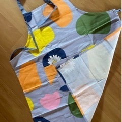 キャンパス  エプロンの画像