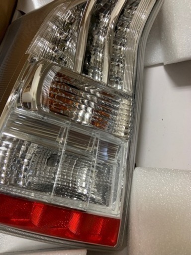 プリウス30用テールランプ