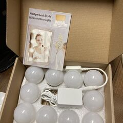 未使用品　LED女優ミラーライトの画像
