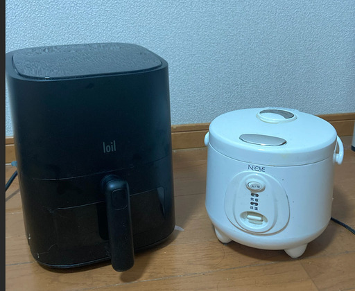 引越しセール: FORTYFOUR 多機能ノンフライヤー loil（ロイル） ブラック (型番: LOLRYU-B LOLRYU) - ほとんど未使用、状態極上 - 価格交渉可能！