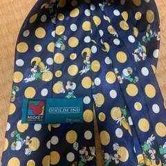 ネクタイ　ミッキーマウス